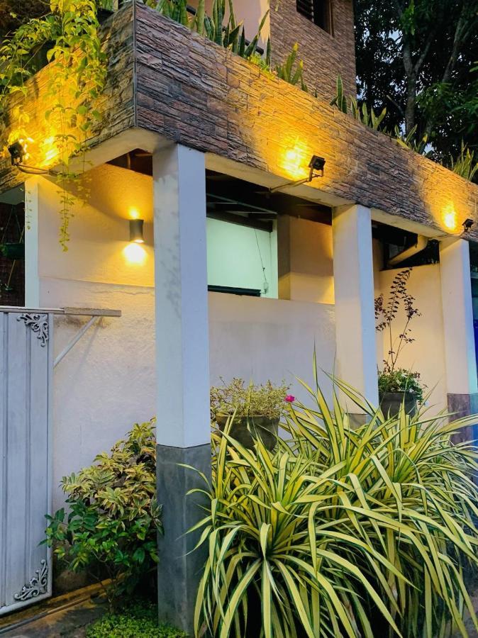 Art House Hotel ดิคเวลลา ภายนอก รูปภาพ