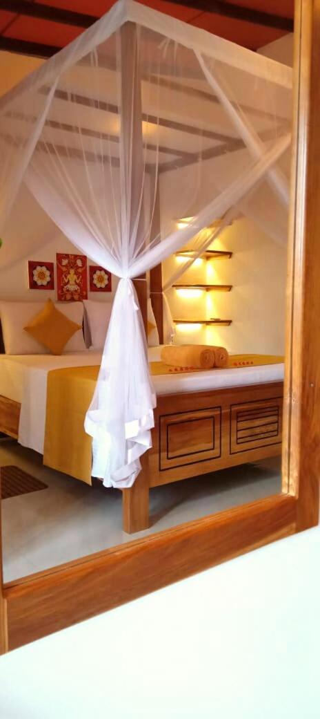 Art House Hotel ดิคเวลลา ภายนอก รูปภาพ