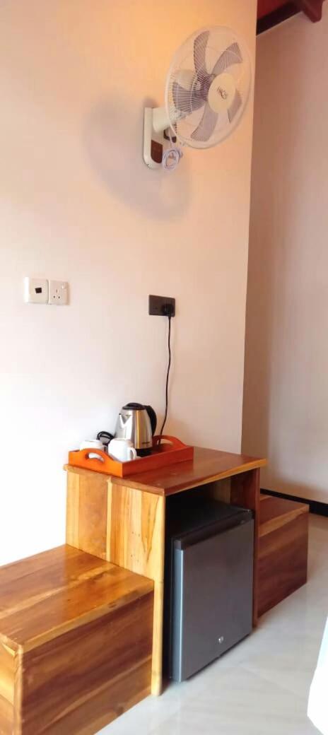 Art House Hotel ดิคเวลลา ภายนอก รูปภาพ